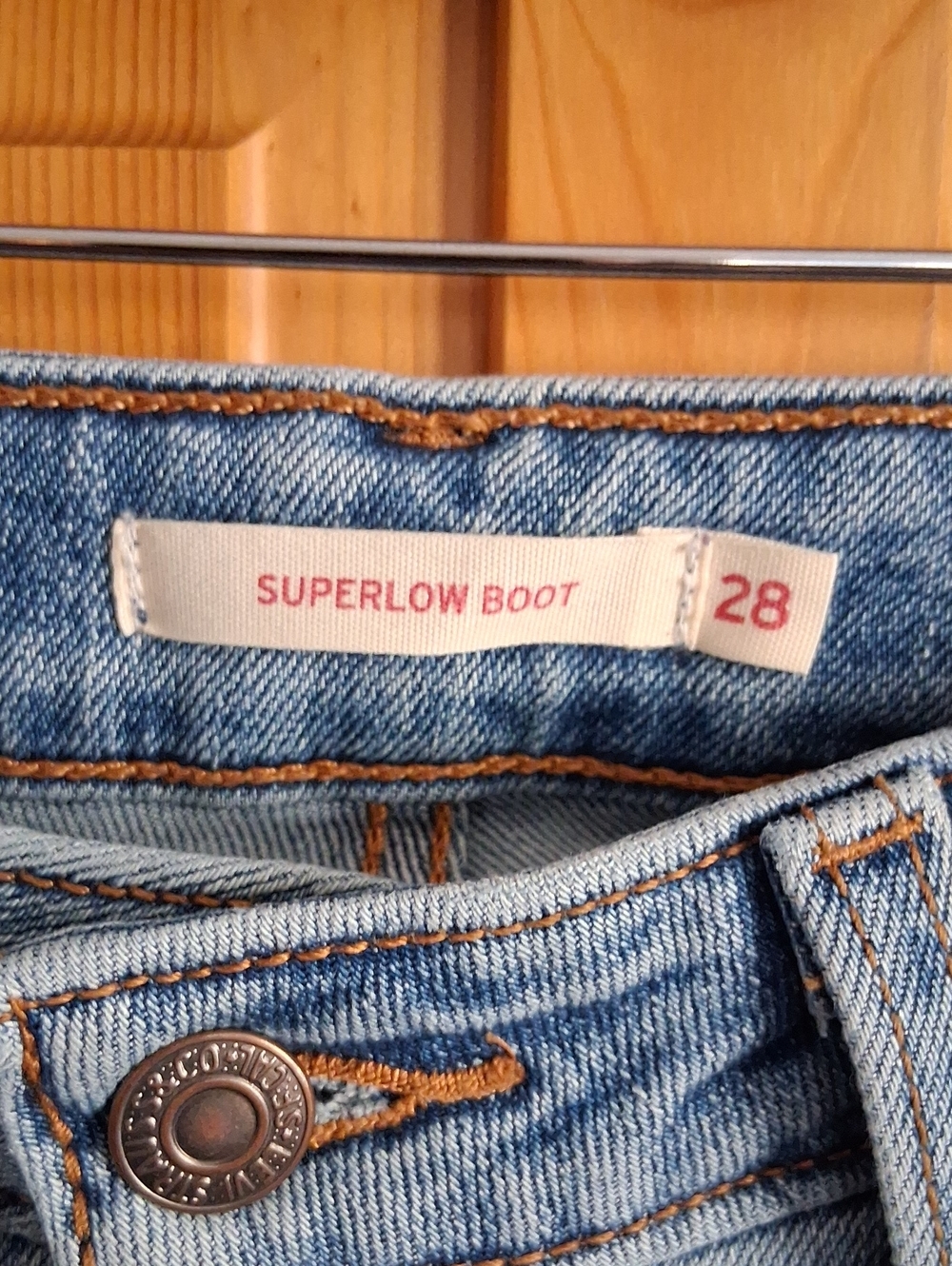 Levi's Superlow Boot Cut Stretch Low Rise Denim Jeans Size 28 - Picture 3 of 7